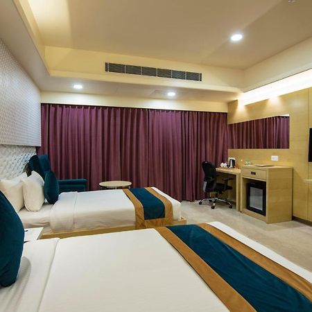 Zion - A Luxurious Hotel Бенґалуру Екстер'єр фото